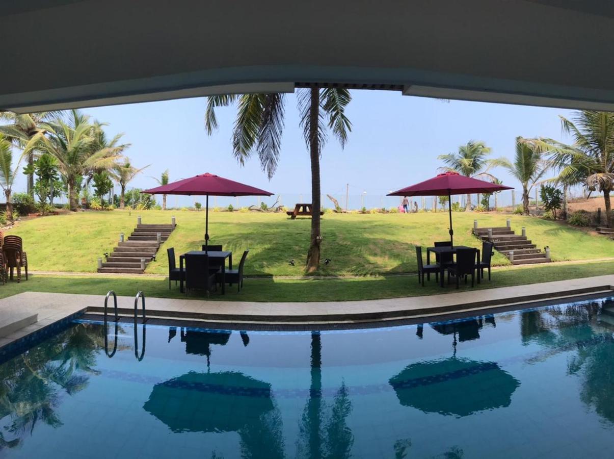 Driftwood Villa Pamunugama Luaran gambar