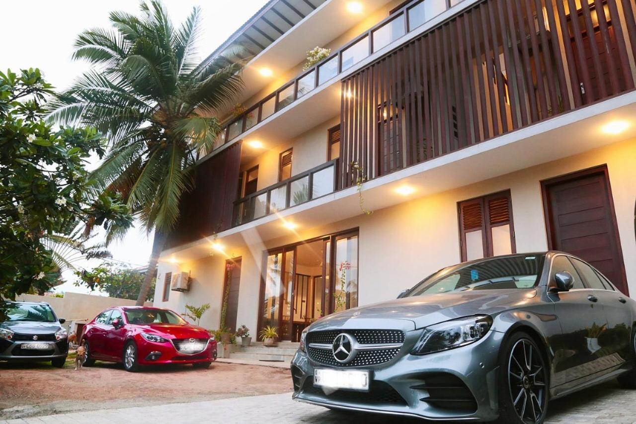 Driftwood Villa Pamunugama Luaran gambar